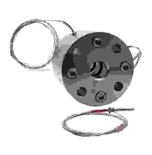 Edelstahlflansch mit Sensor und drähten.