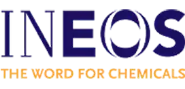 Logo van INEOS, een bedrijf voor chemicaliën, met de slogan "THE WORD FOR CHEMICALS".