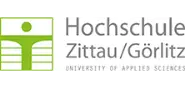 Logo uczelni Zittau/Görlitz ze stylizowaną postacią człowieka i napisem „Hochschule Zittau/Görlitz”.